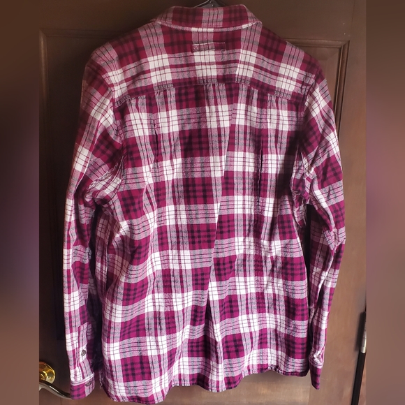 Duluth flannel - Picture 2 of 4